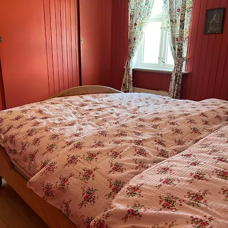 Landlig Og Idyllisk Sylling